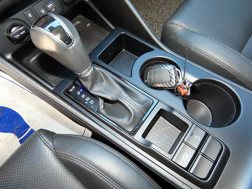 HYUNDAI Tucson - Vista 10