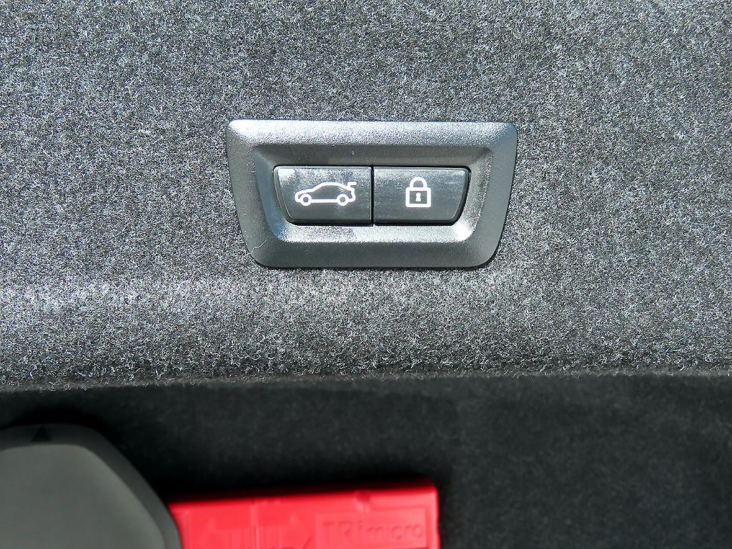 BMW 3 series 2022 Blanco - Importación desde Corea - HF Imports Iquique - Foto 17