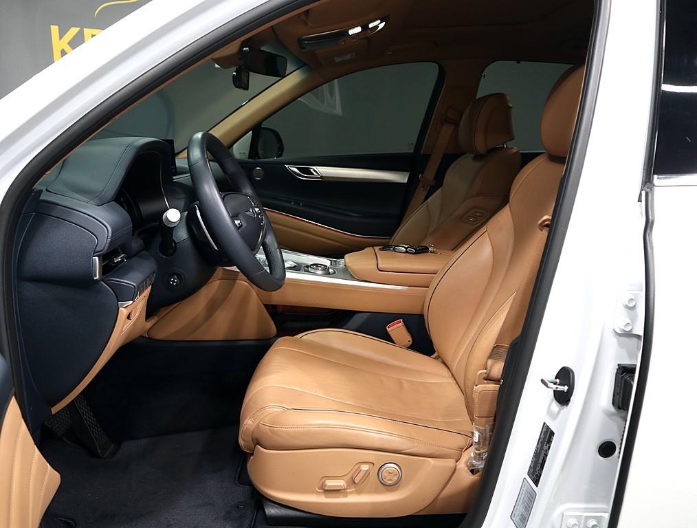 Genesis GV80 - Vista 9