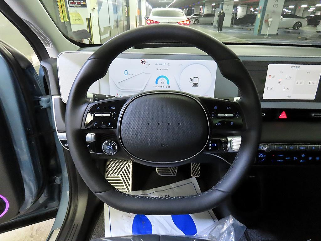 HYUNDAI Ioniq 5 - Vista 8