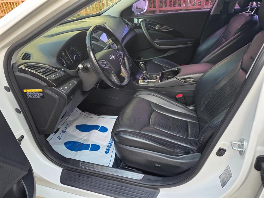 HYUNDAI Grandeur 2013 the color of pearl - Importación desde Corea - HF Imports Iquique - Foto 15