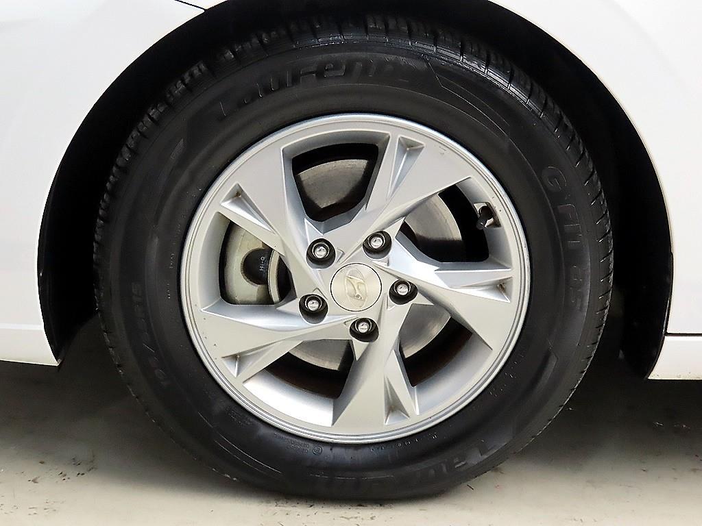 HYUNDAI Avante 2022 Blanco - Importación desde Corea - HF Imports Iquique - Foto 20