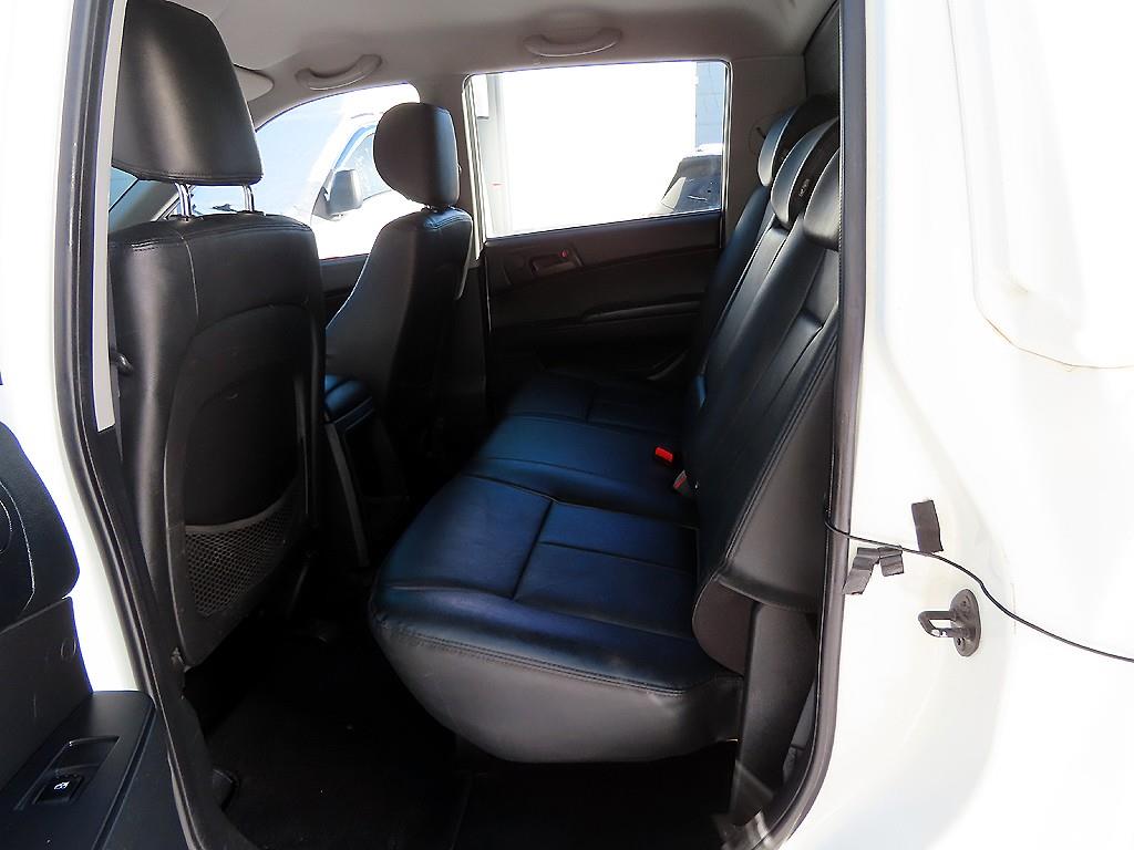 Ssangyong Korando - Vista 6