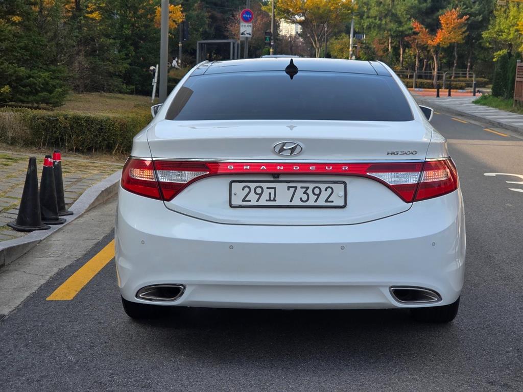 HYUNDAI Grandeur - Vista 4