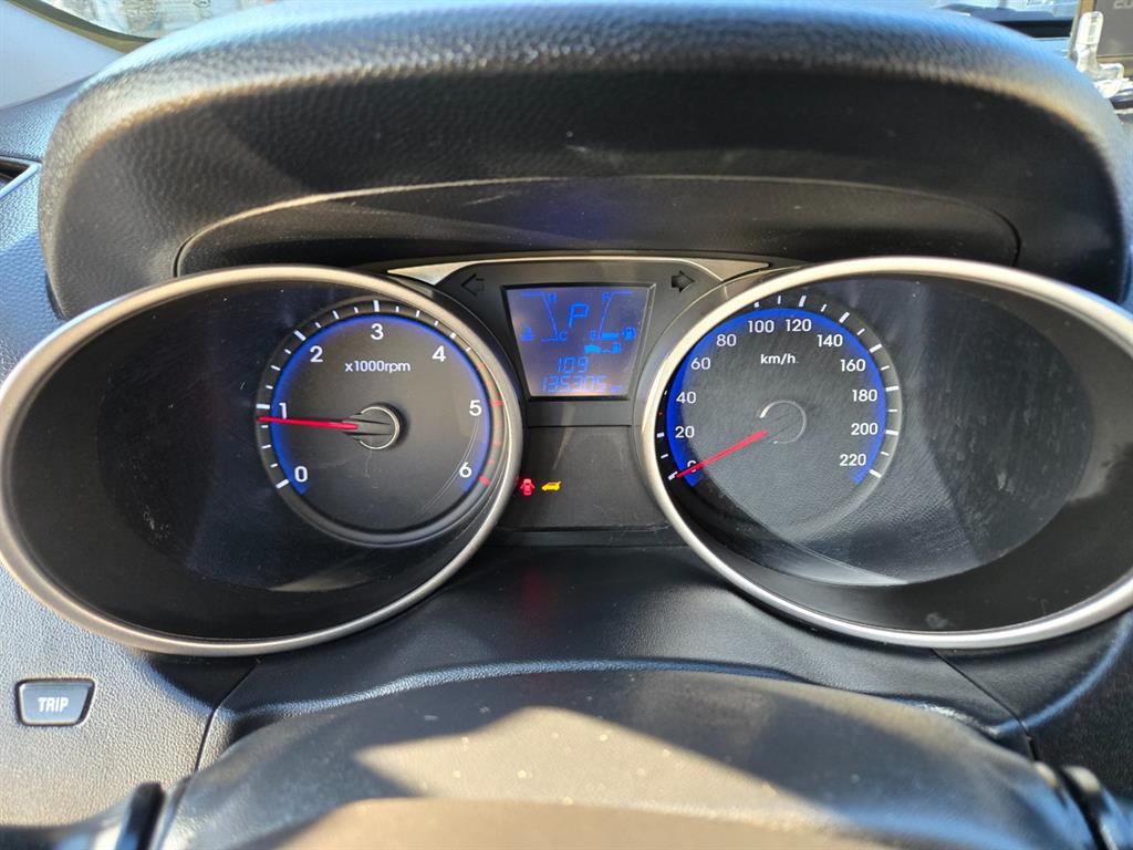 HYUNDAI Tucson - Vista 11