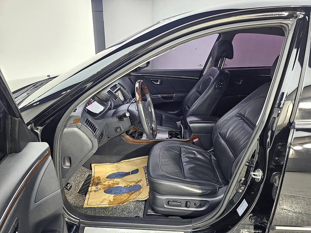 HYUNDAI Grandeur - Vista 8