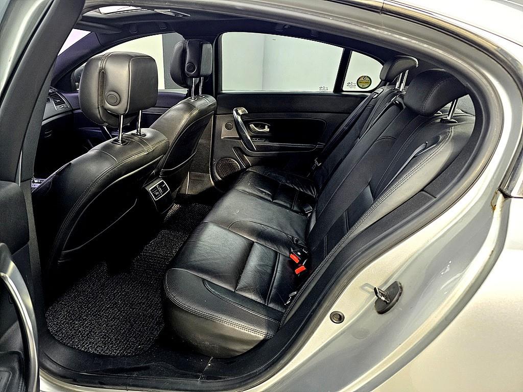 SAMSUNG SM5 - Vista 8