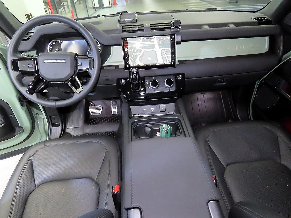 Land Rover Defender - Vista 10