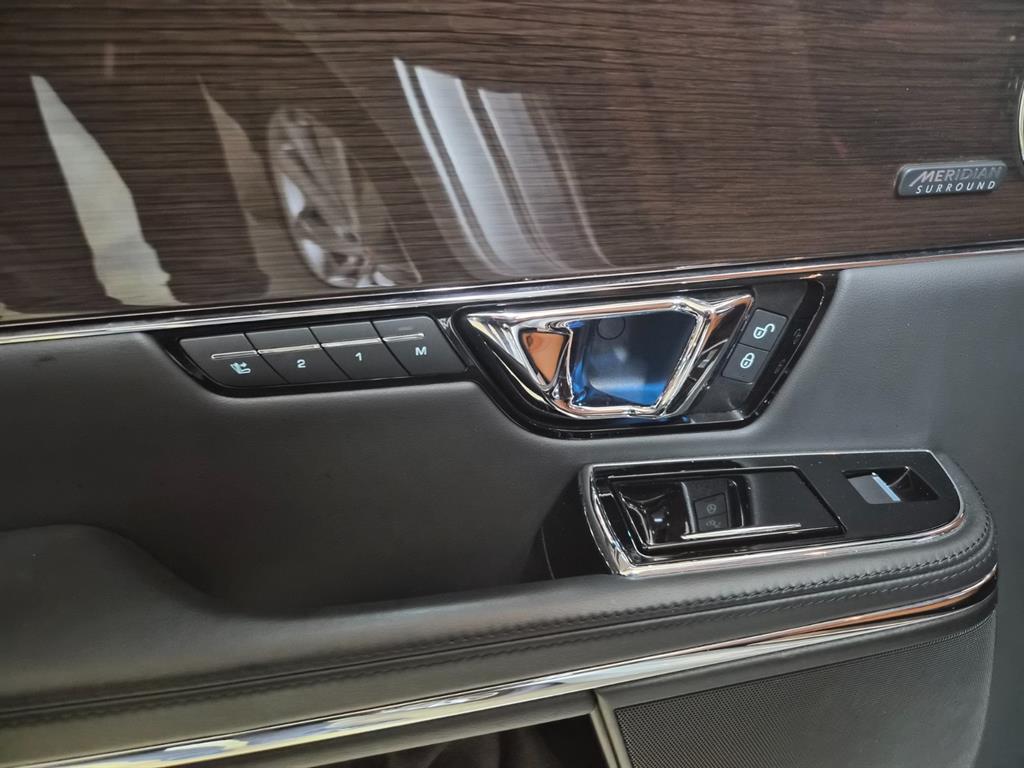 Jaguar XJ 2017 Gris - Importación desde Corea - HF Imports Iquique - Foto 14