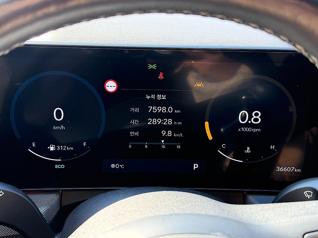 HYUNDAI Sonata - Vista 9