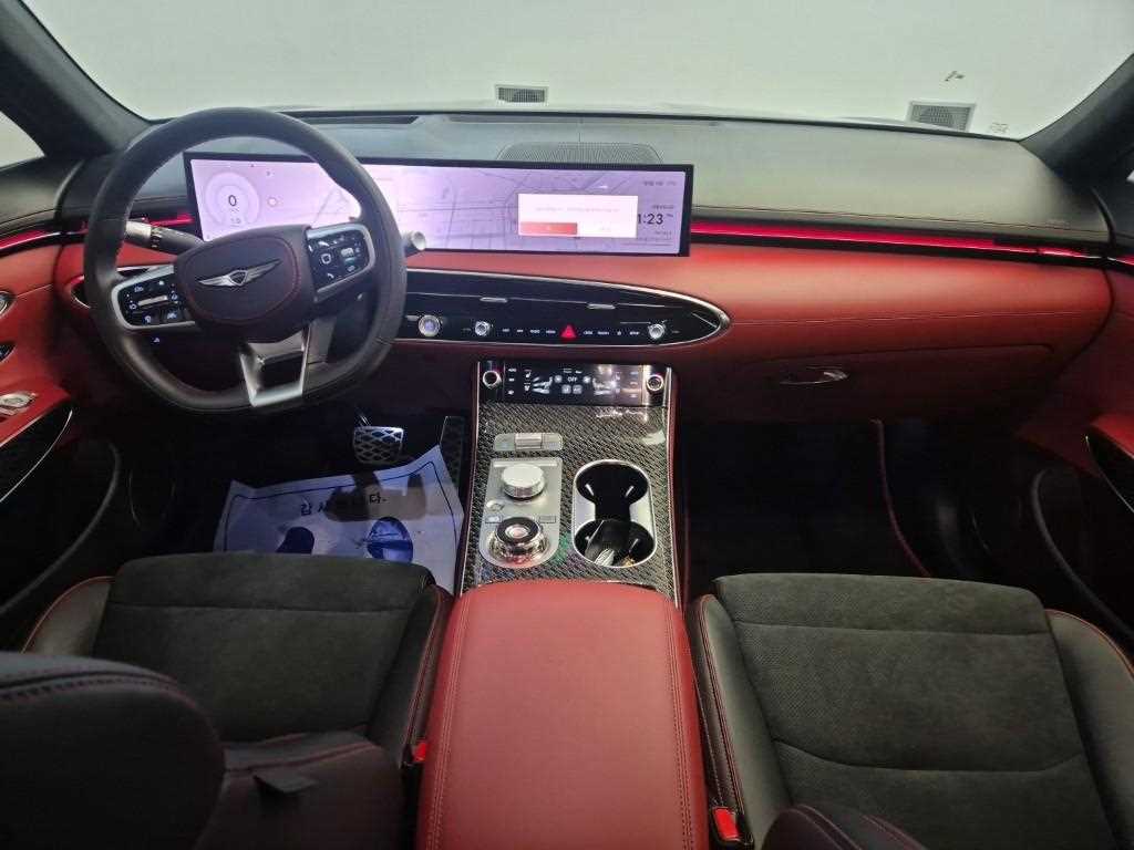 Genesis GV70 - Vista 7