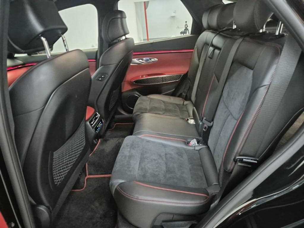 Genesis GV70 - Vista 12