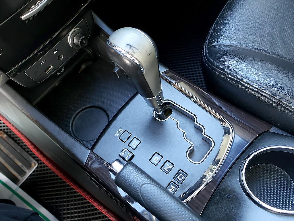 Ssangyong Korando 2012 Gris - Importación desde Corea - HF Imports Iquique - Foto 7