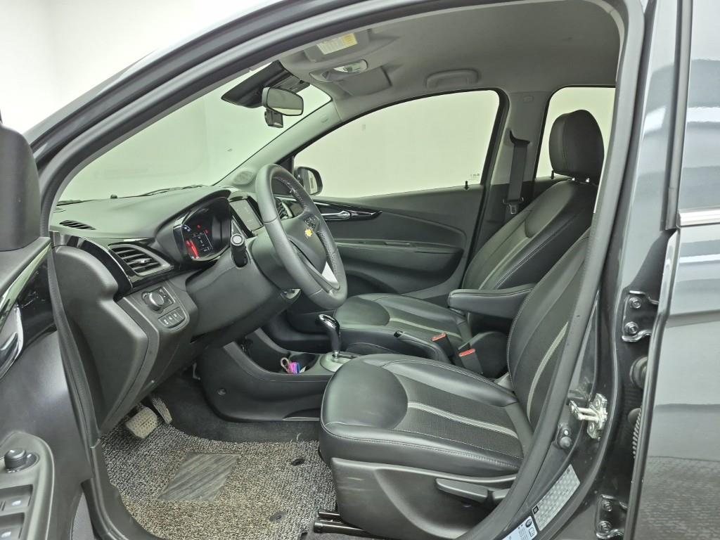 Chevrolet Spark - Vista 11