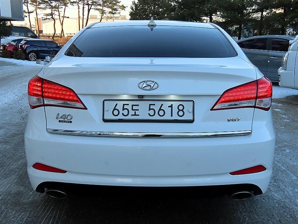 HYUNDAI i40 - Vista 4