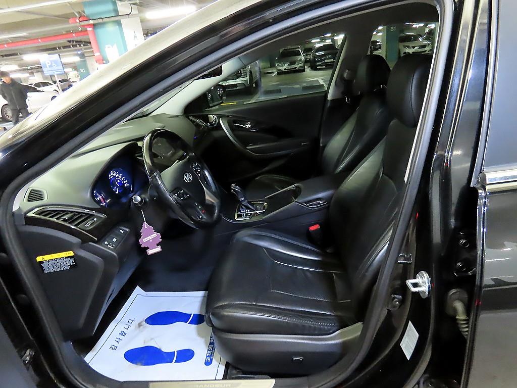 HYUNDAI Grandeur - Vista 6