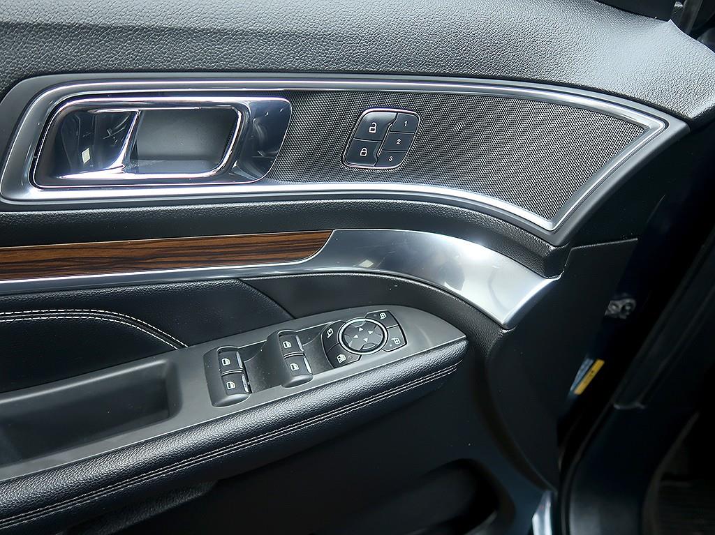 Ford Explorer 2017 Gris - Importación desde Corea - HF Imports Iquique - Foto 13