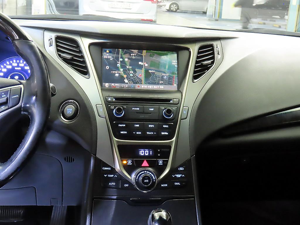 HYUNDAI Grandeur - Vista 11