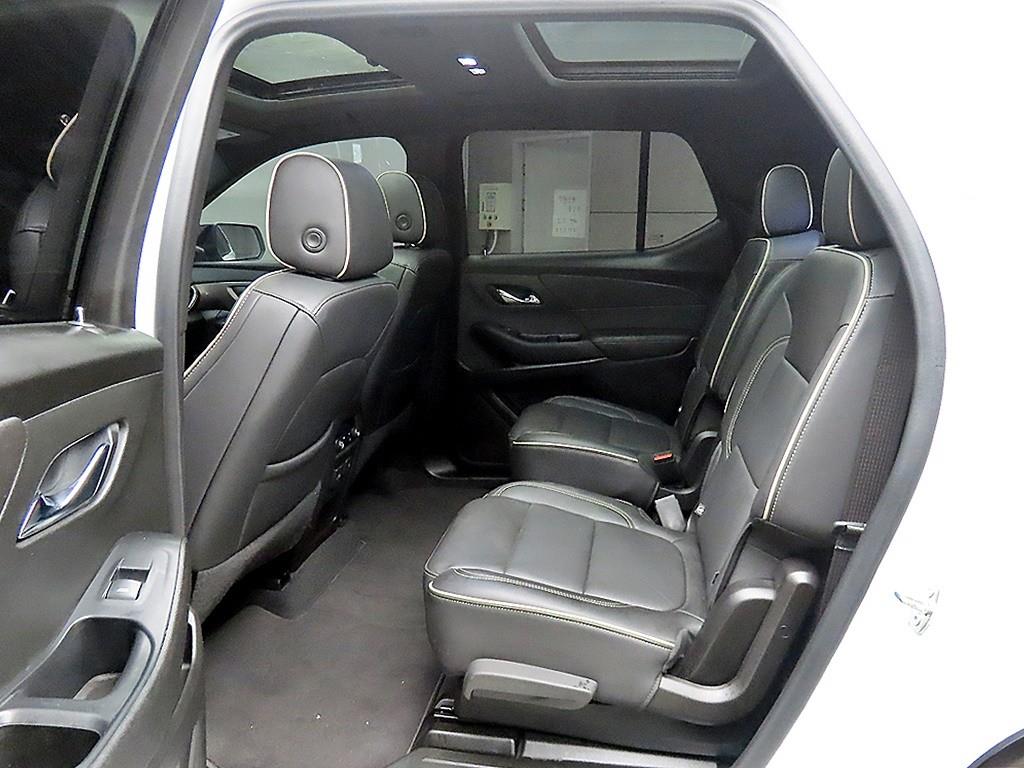 Chevrolet Travers - Vista 6