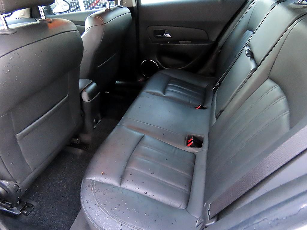 Chevrolet Cruise - Vista 6