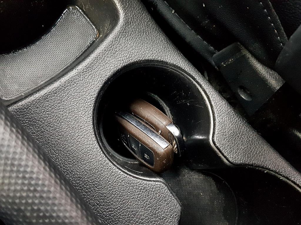 HYUNDAI Accent 2015 Blanco - Importación desde Corea - HF Imports Iquique - Foto 15