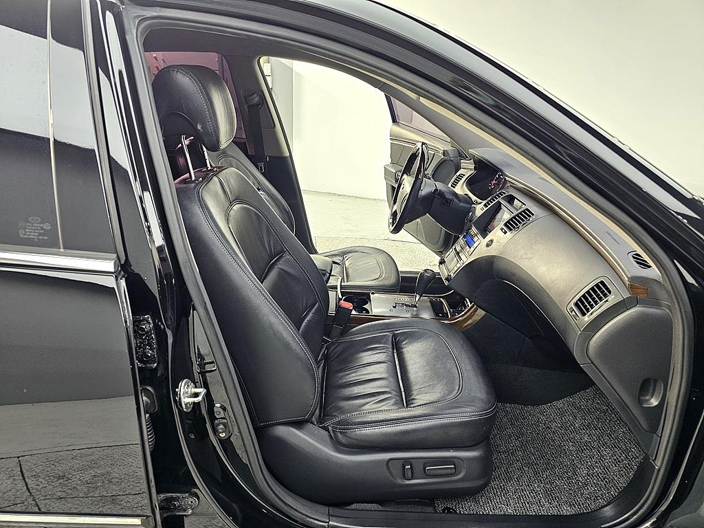 HYUNDAI Grandeur - Vista 11