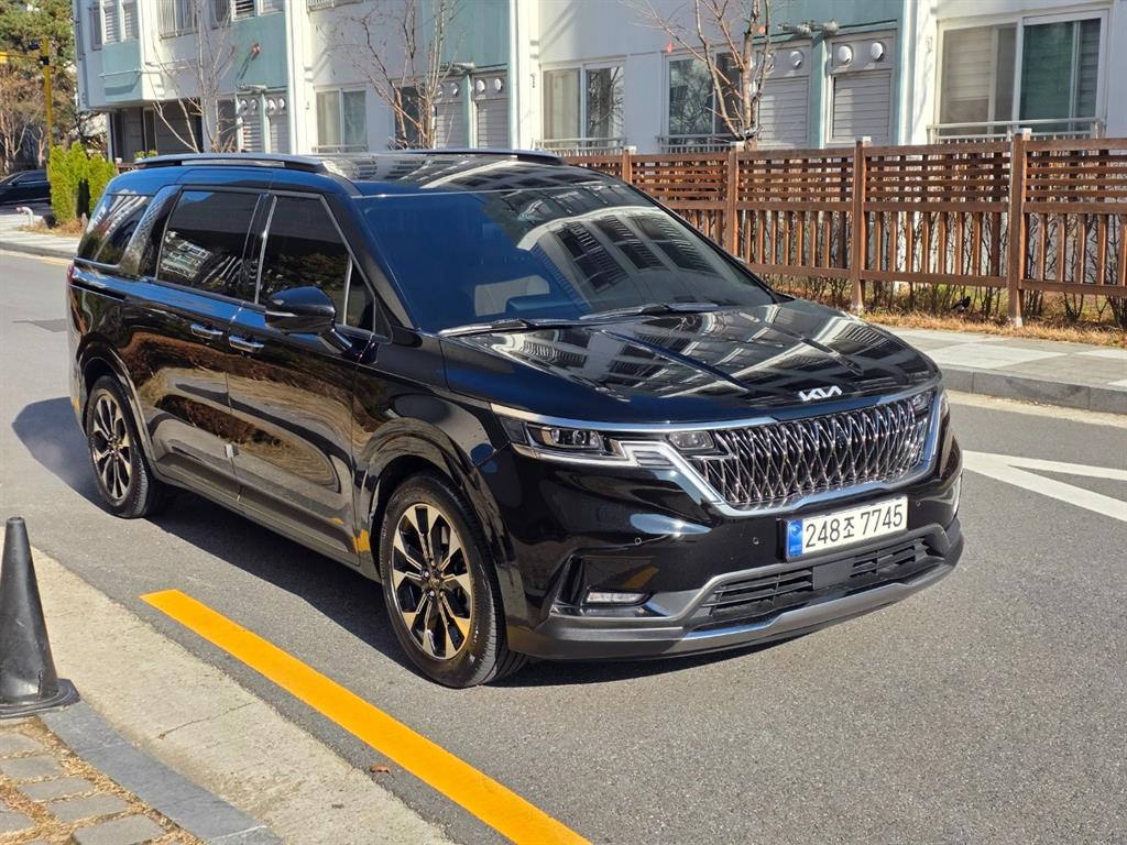 KIA Carnival - Vista 4