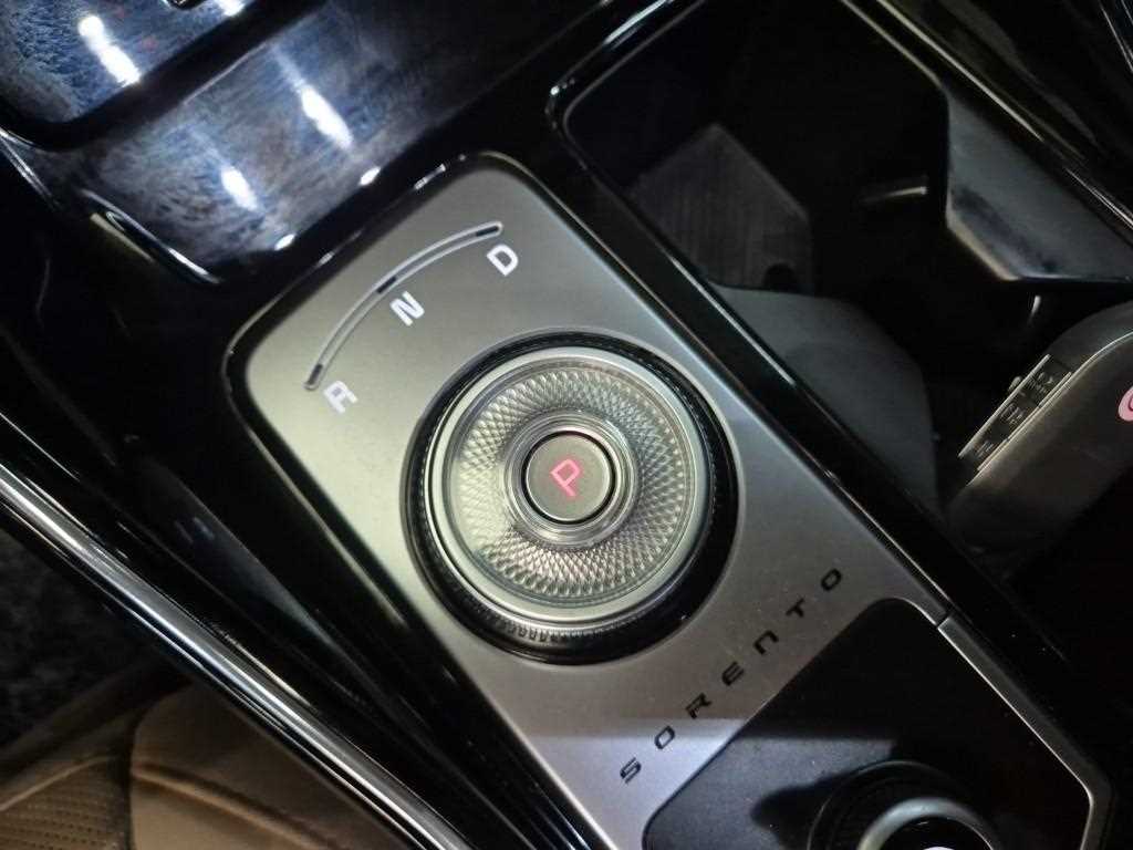 KIA Sorento - Vista 8