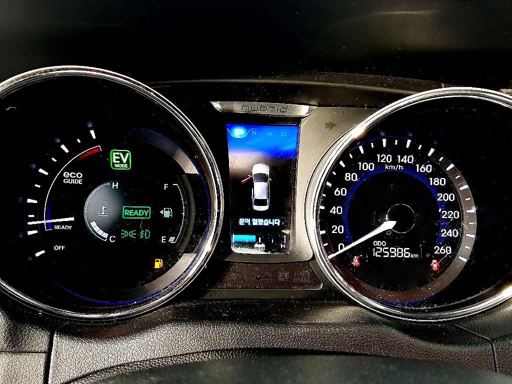 HYUNDAI Sonata - Vista 6