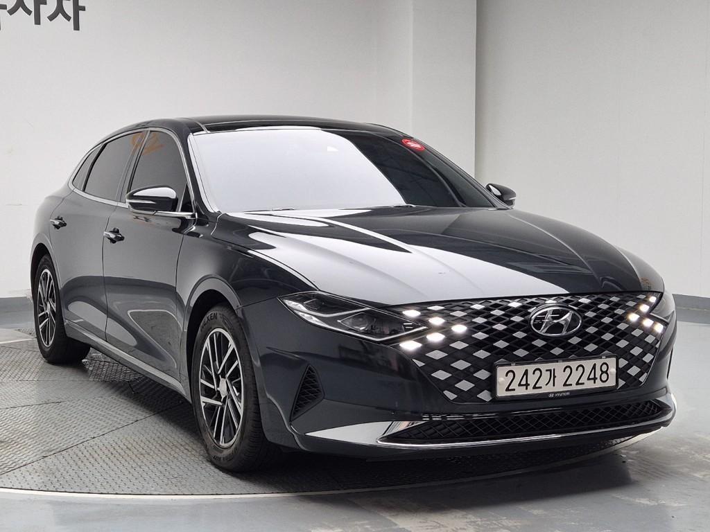 HYUNDAI Grandeur - Vista 4