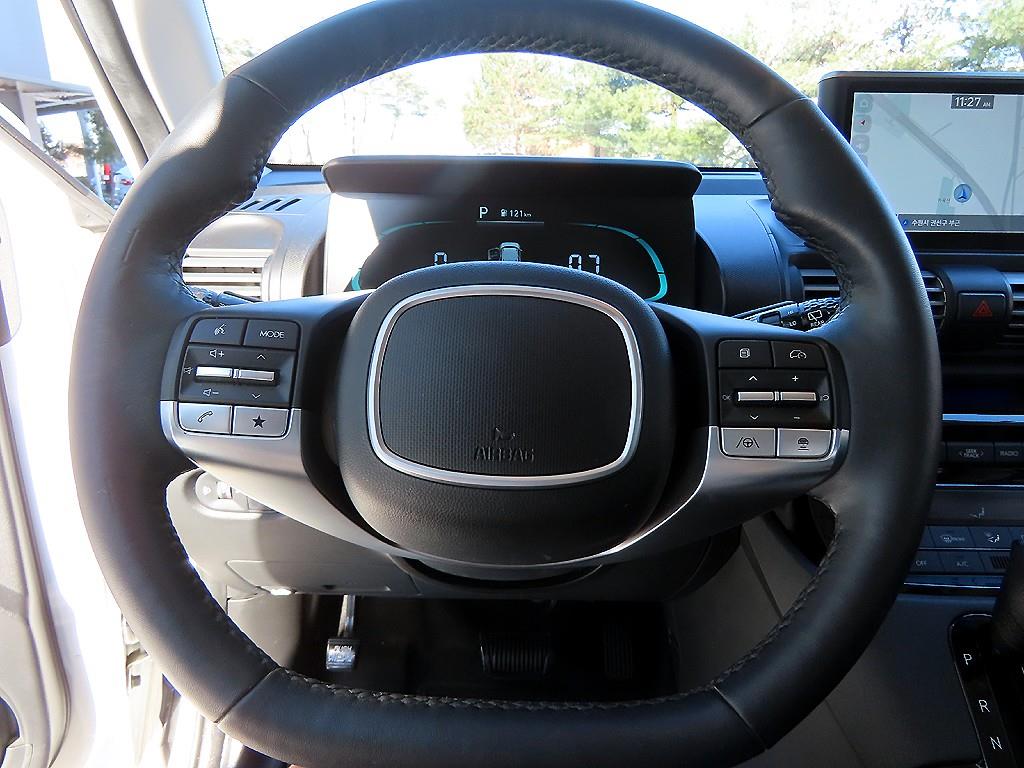 HYUNDAI Casper - Vista 8