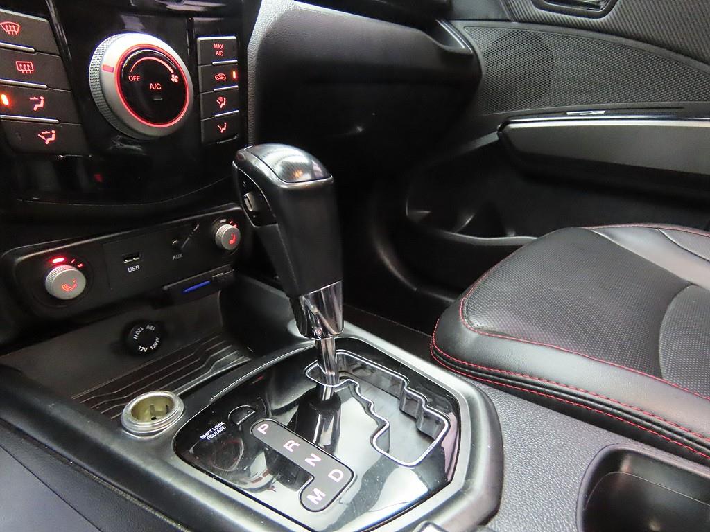 Ssangyong Tivoli - Vista 11