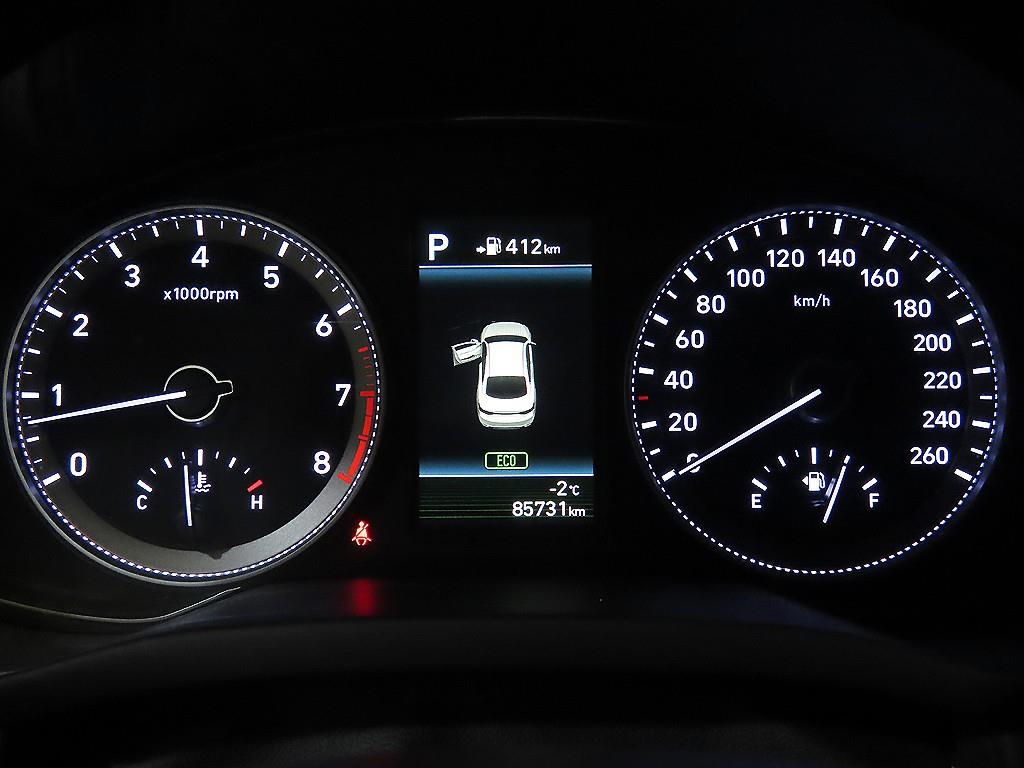 HYUNDAI Grandeur - Vista 9