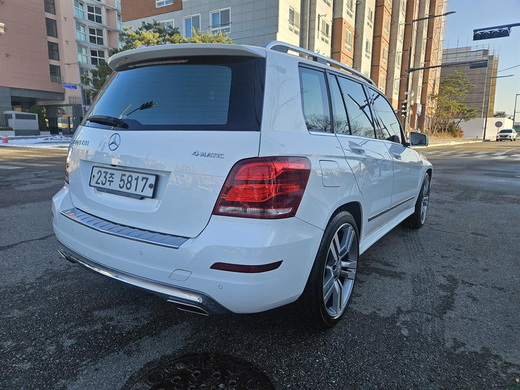 Mercedes Benz GLK Class - Vista 5