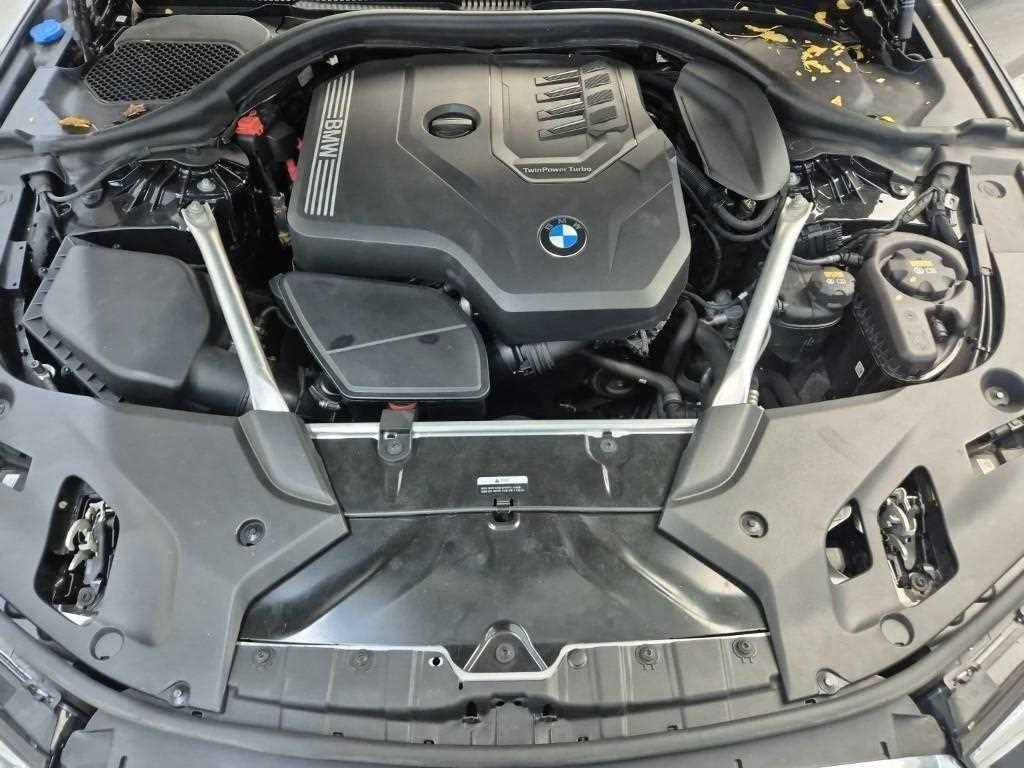 BMW 5 Series - Vista 5