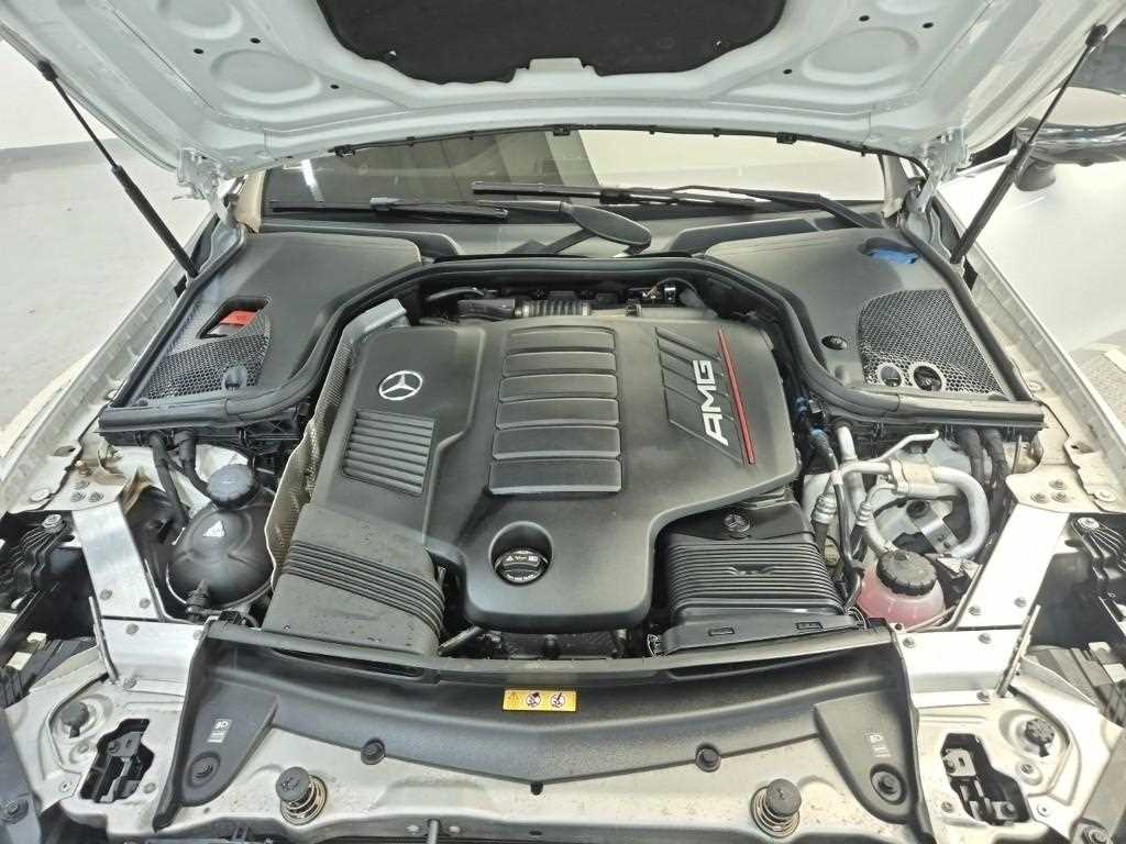 Mercedes Benz CLS Class - Vista 5