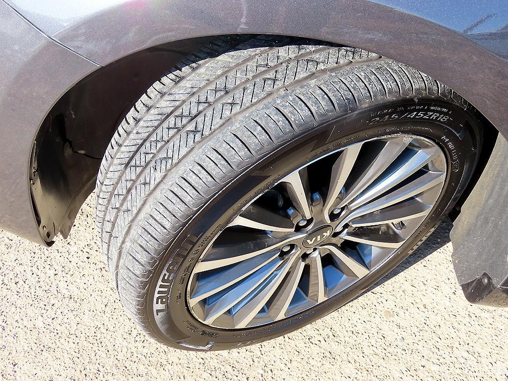 KIA K7 2016 Negro - Importación desde Corea - HF Imports Iquique - Foto 20