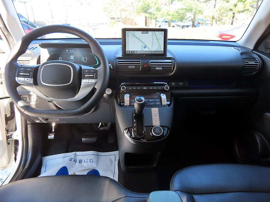 HYUNDAI Casper - Vista 7