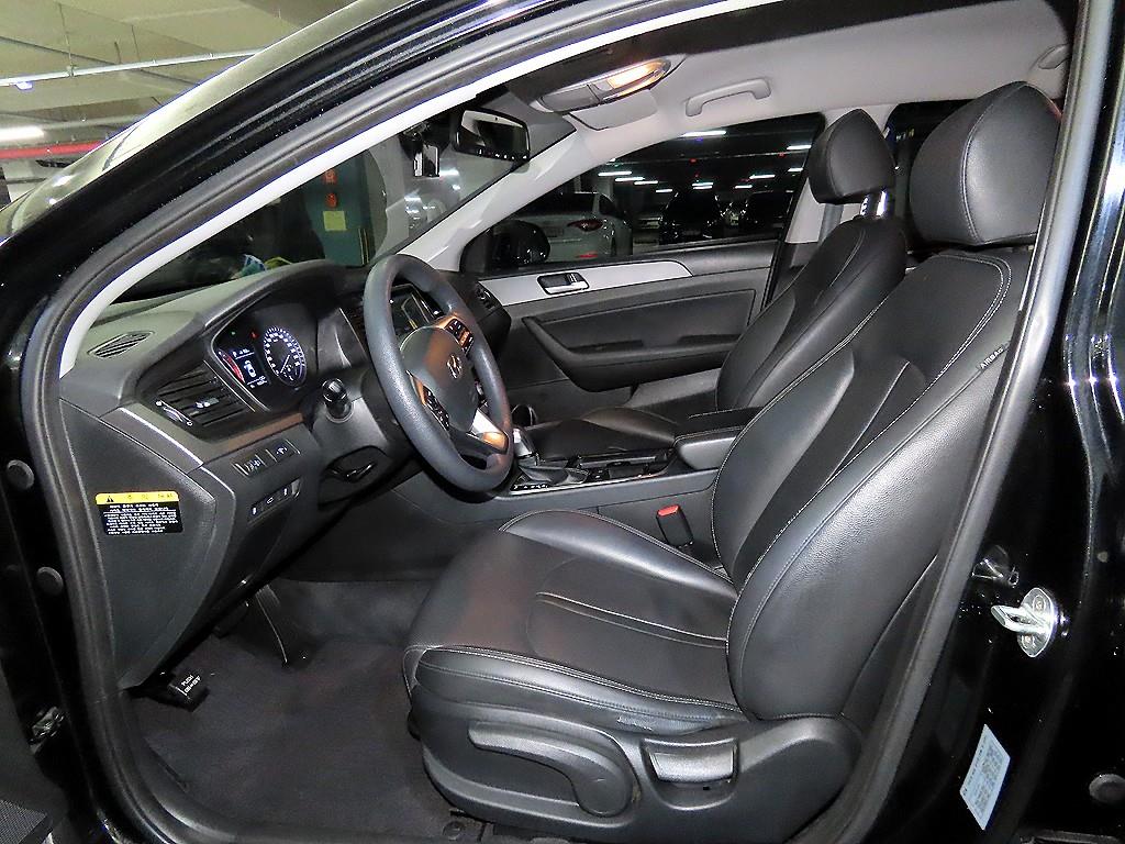 HYUNDAI Sonata - Vista 6