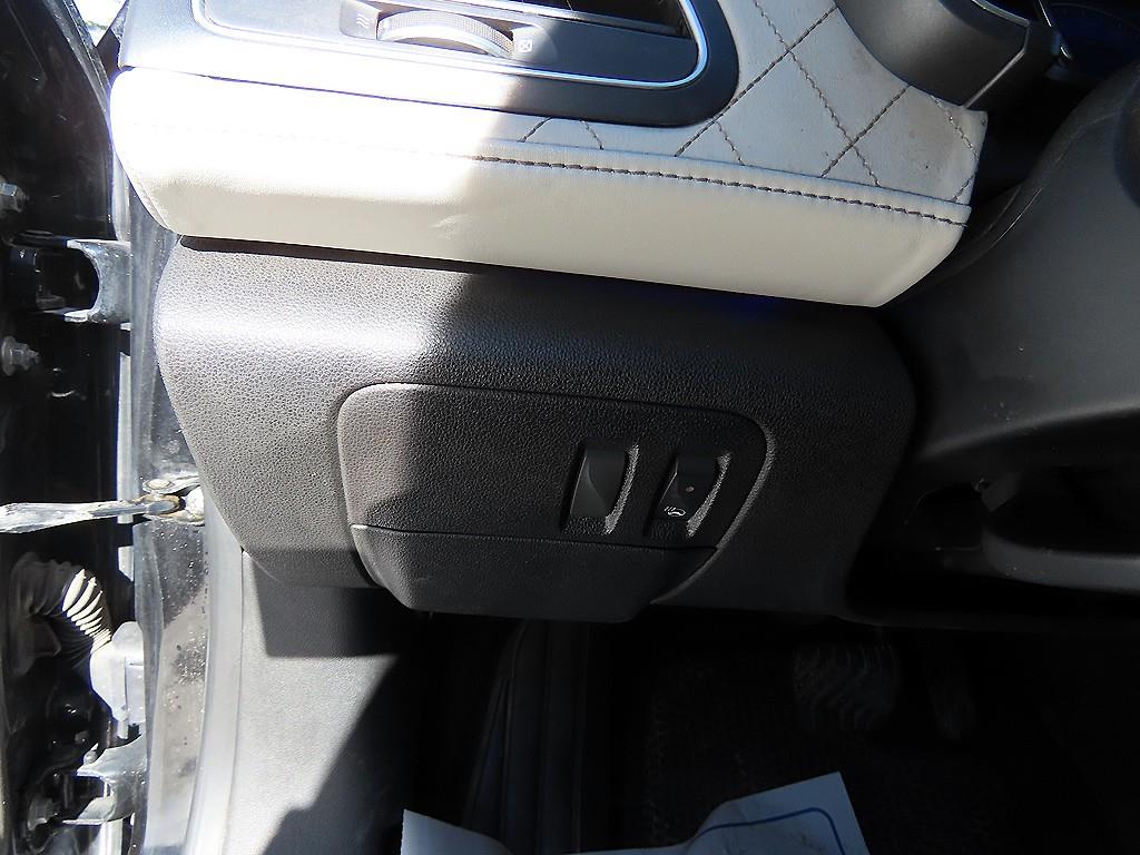 SAMSUNG SM6 - Vista 12