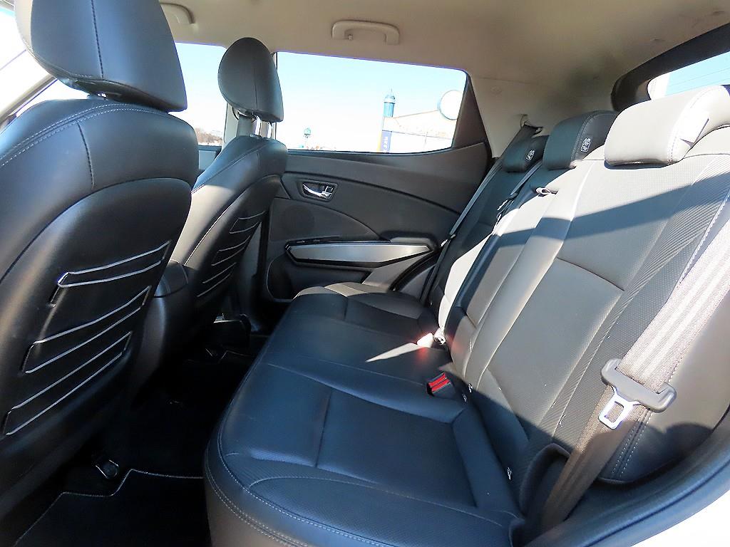 Ssangyong Tivoli - Vista 6