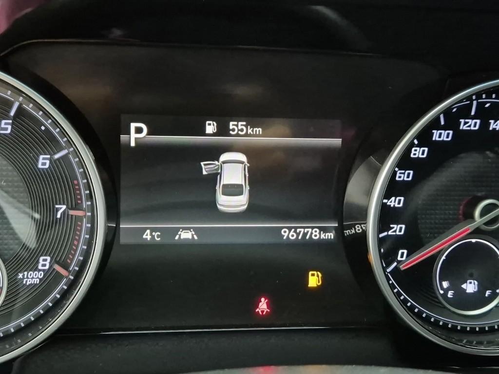 HYUNDAI Grandeur - Vista 6