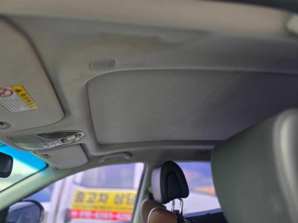 HYUNDAI Santa Fe - Vista 5