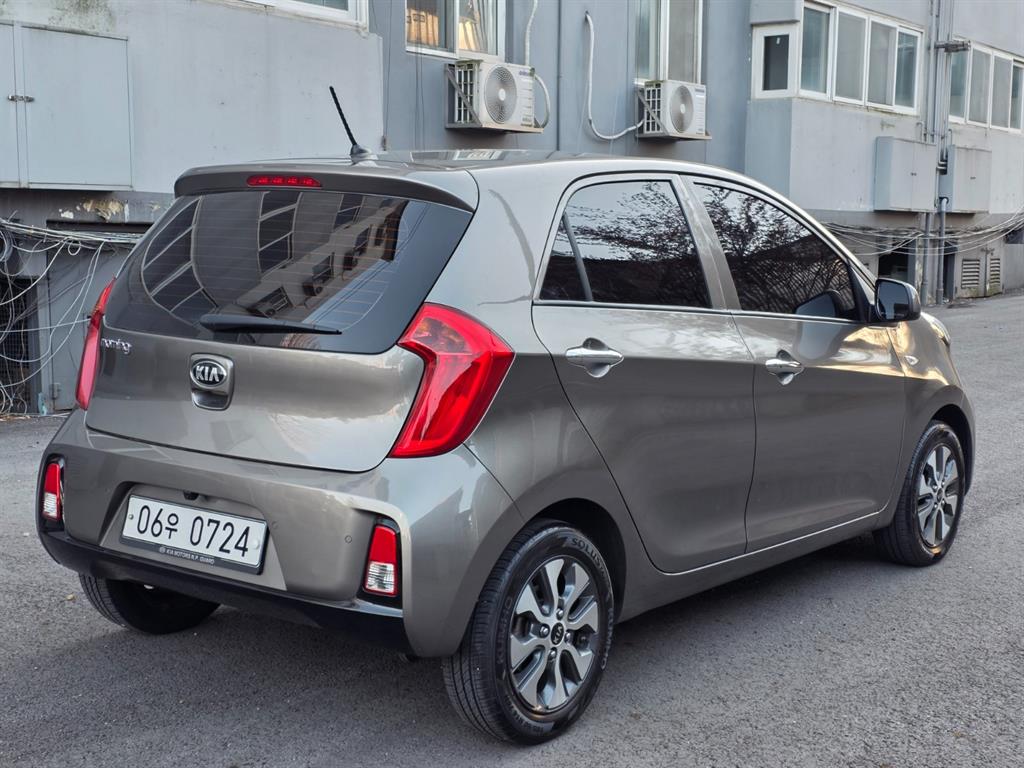 KIA Morning - Vista 4