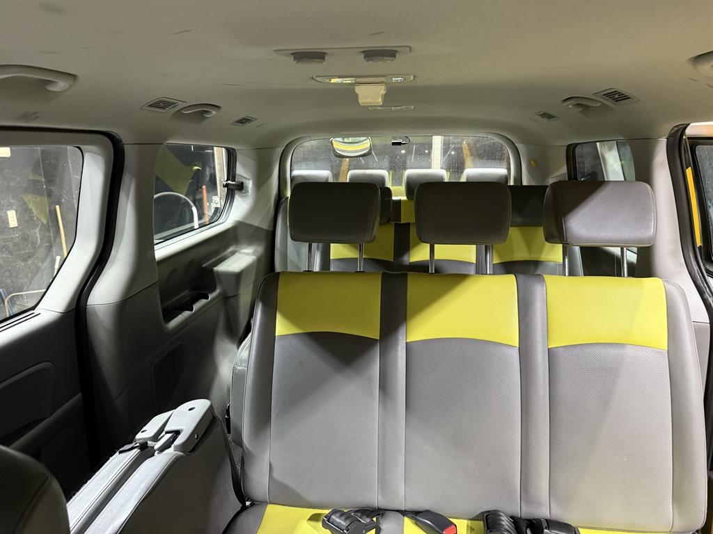 HYUNDAI Starex 2018 Amarillo - Importación desde Corea - HF Imports Iquique - Foto 17