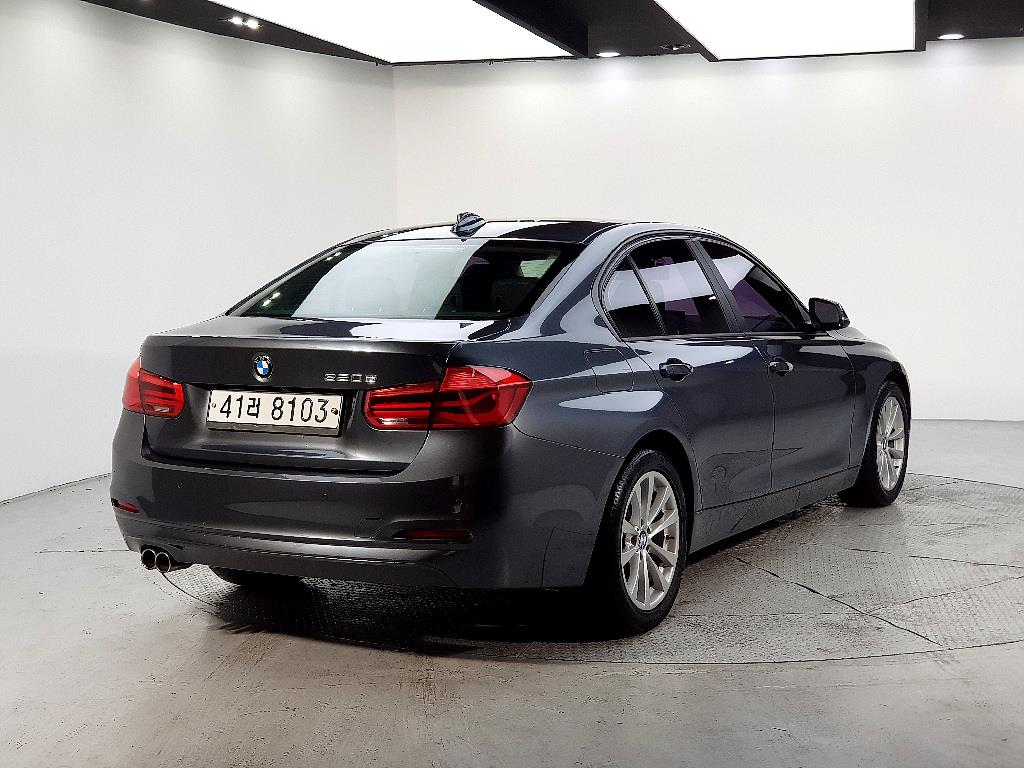 BMW 3 series - Vista 4