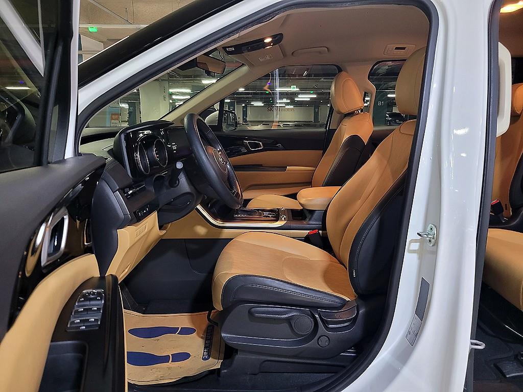 KIA Carnival - Vista 7