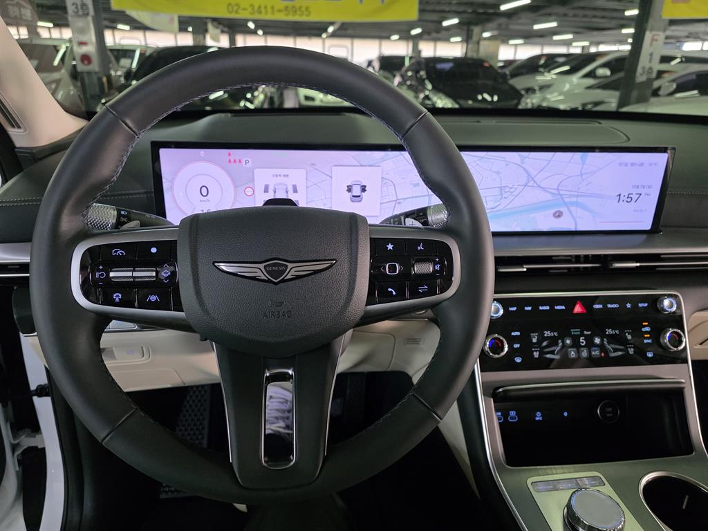 Genesis GV80 - Vista 8