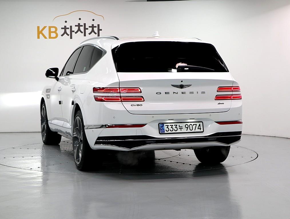 Genesis GV80 - Vista 4