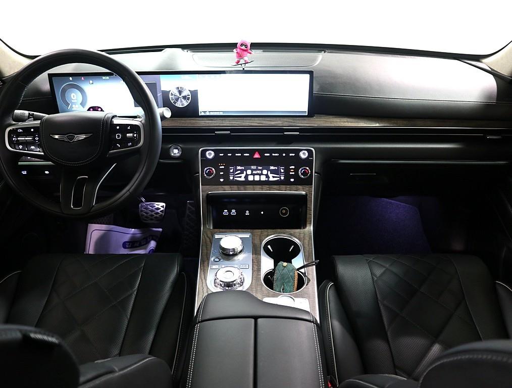 Genesis GV80 - Vista 5